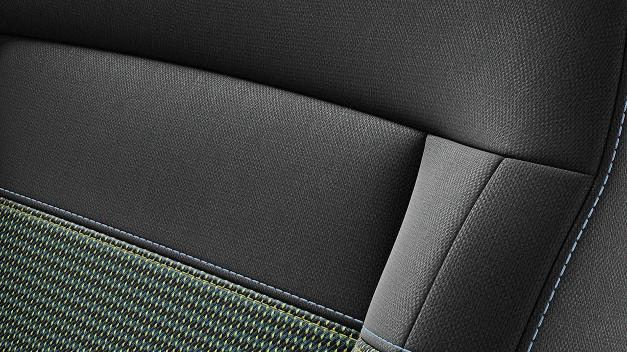 Vista detalhada do MINI Aceman totalmente elétrico em preto.