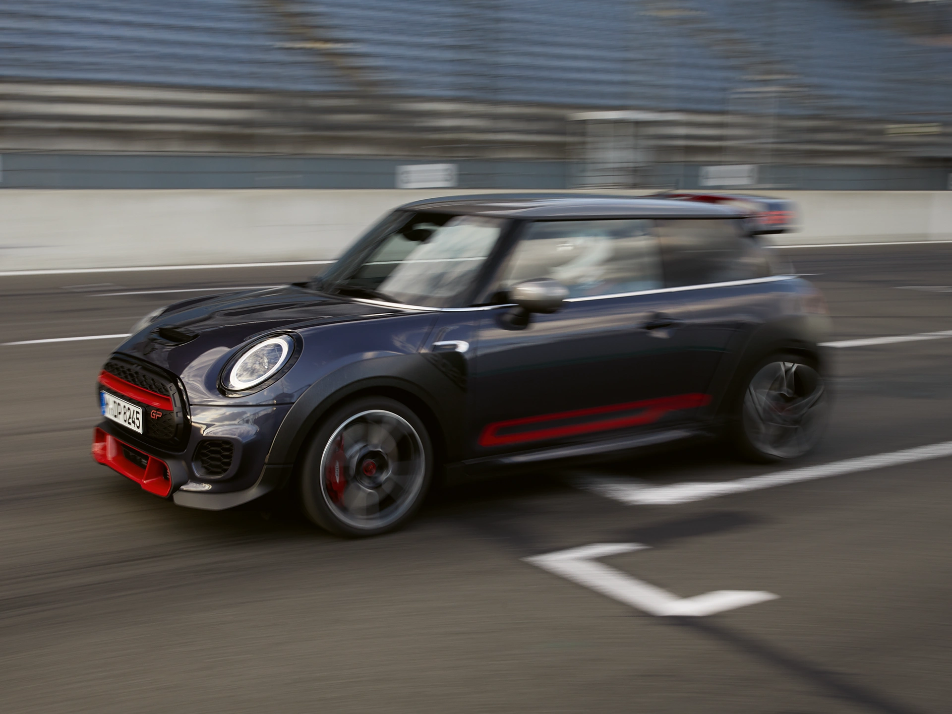MINI John Cooper Works - Corrida MINI GP.
