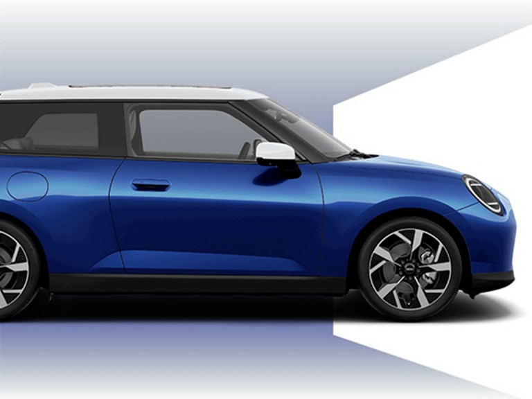 MINI totalmente elétrico - dimensões - estacionamentos e garagens.