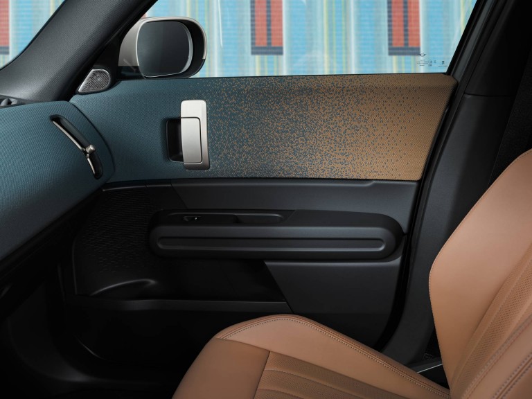 MINI Countryman elétrico - interior - materiais