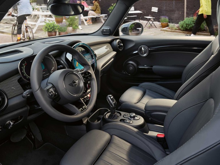 MINI Hatch 3 Portas - cockpit volante - couro preto