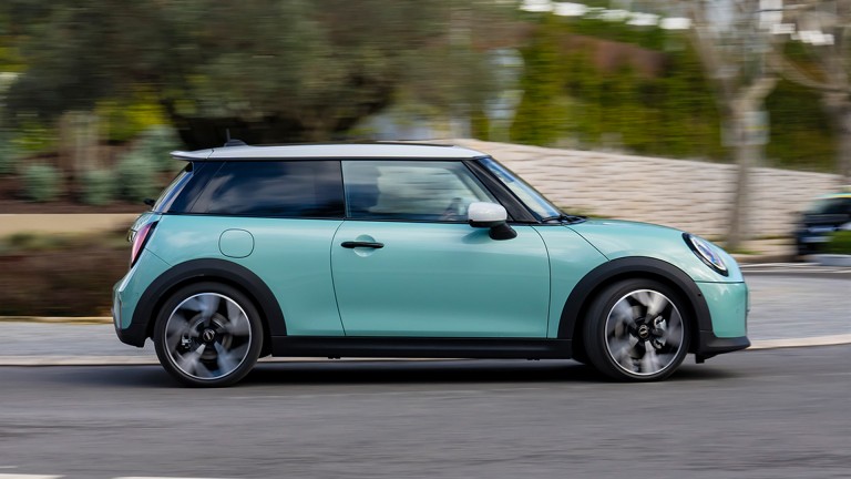 MINI Cooper 3 portas - top