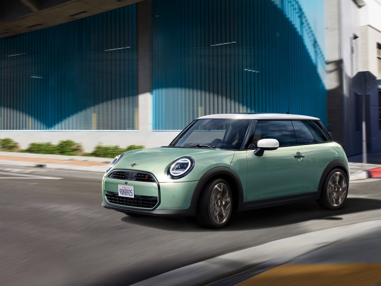 MINI Cooper 3 portas - experiência de condução - go-kart feeling maximizado