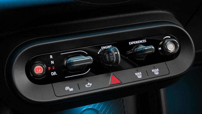 MINI Cooper 3 portas - interior - alternar