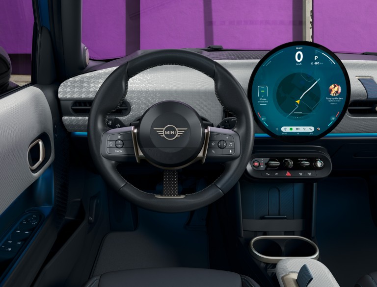 MINI Cooper 5 portas – experiência digital – destaques.