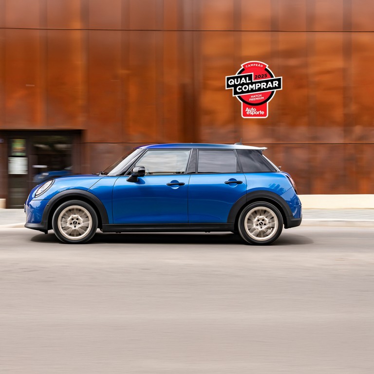MINI Cooper S 5 portas.